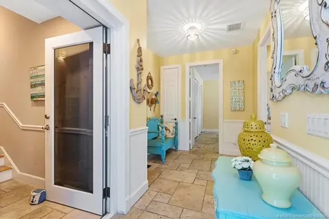 1334 SE Macarthur Boulevard Stuart FL 34996