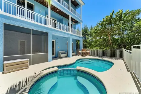 1334 SE Macarthur Boulevard Stuart FL 34996