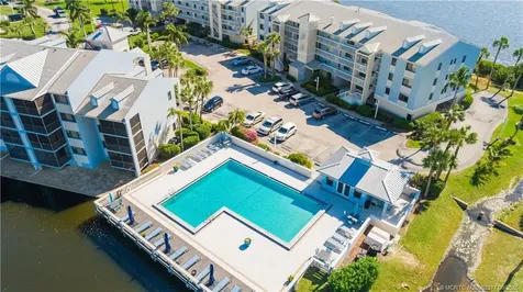40 NE Plantation Road Stuart FL 34996