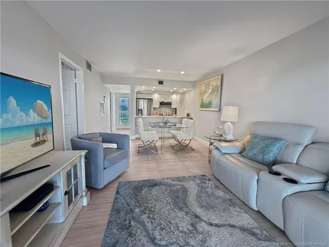 40 NE Plantation Road Stuart FL 34996