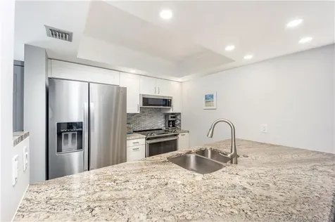 40 NE Plantation Road Stuart FL 34996