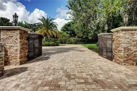 2690 NW Collins Cove Road Stuart FL 34994