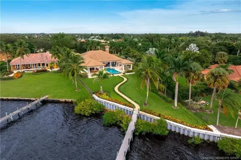 2690 NW Collins Cove Road Stuart FL 34994