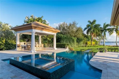 2690 NW Collins Cove Road Stuart FL 34994