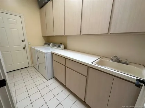 7461 SE Autumn Lane Hobe Sound FL 33455