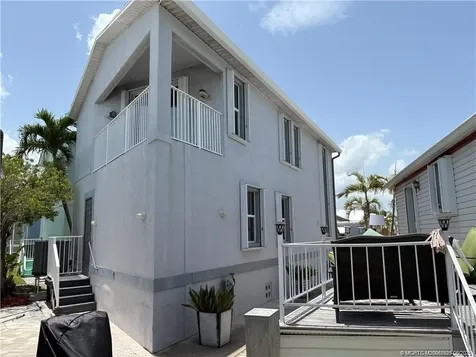 905 Nettles Boulevard Jensen Beach FL 34957