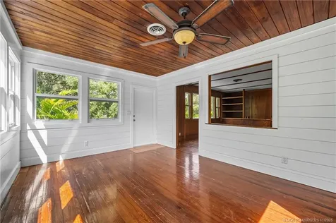 1398 SW Palm City Road Stuart FL 34994