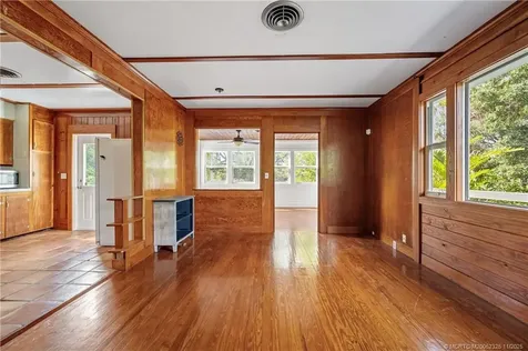 1398 SW Palm City Road Stuart FL 34994