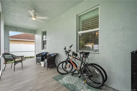 418 SW Lakota Avenue Port St Lucie FL 34953