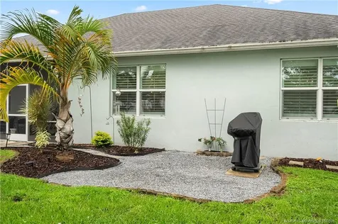 418 SW Lakota Avenue Port St Lucie FL 34953