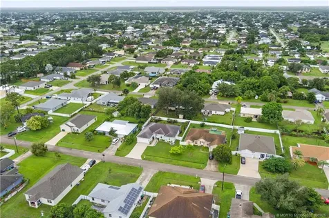 418 SW Lakota Avenue Port St Lucie FL 34953