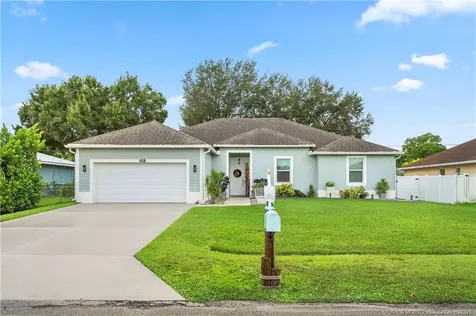 418 SW Lakota Avenue Port St Lucie FL 34953