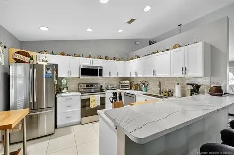 467 SW Lakota Avenue Port St Lucie FL 34953