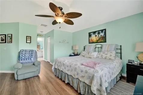 467 SW Lakota Avenue Port St Lucie FL 34953