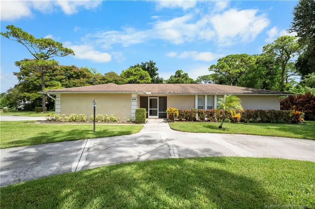 434 NE Acacia Place Jensen Beach FL 34957