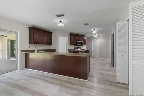 434 NE Acacia Place Jensen Beach FL 34957