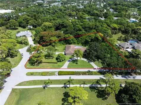 434 NE Acacia Place Jensen Beach FL 34957