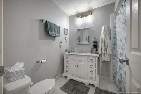 434 NE Acacia Place Jensen Beach FL 34957