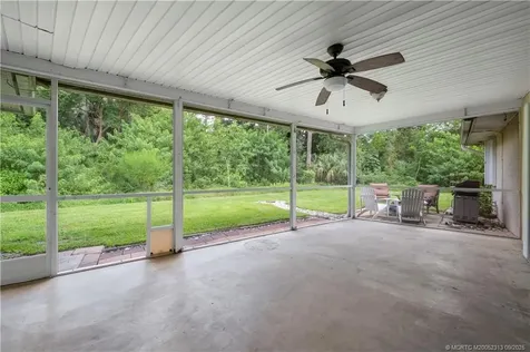 434 NE Acacia Place Jensen Beach FL 34957