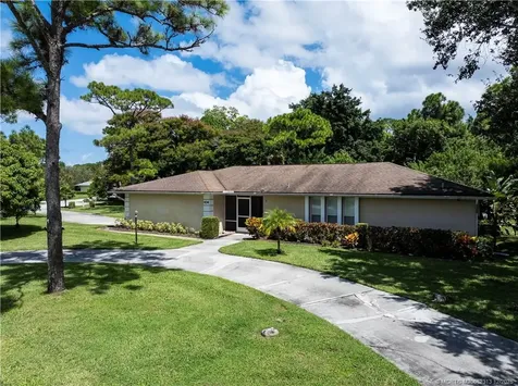 434 NE Acacia Place Jensen Beach FL 34957