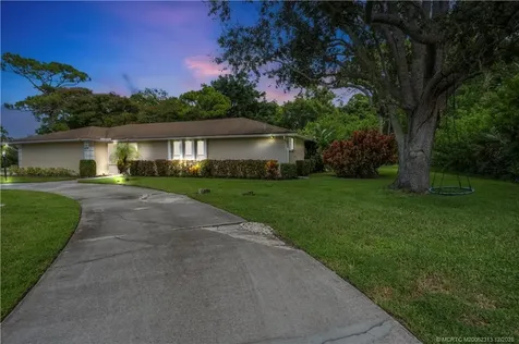 434 NE Acacia Place Jensen Beach FL 34957