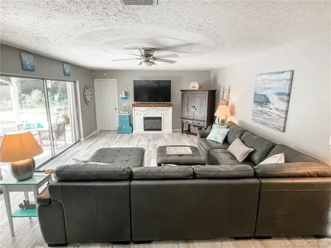 434 NE Acacia Place Jensen Beach FL 34957