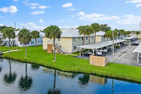 212 SE Village Drive Port St Lucie FL 34952