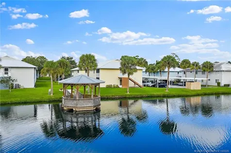 212 SE Village Drive Port St Lucie FL 34952