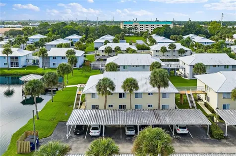 212 SE Village Drive Port St Lucie FL 34952