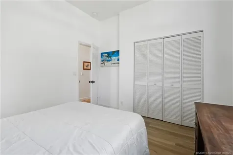 5042 SE Devenwood Way Stuart FL 34997