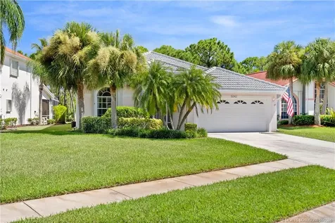5042 SE Devenwood Way Stuart FL 34997