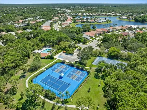 5042 SE Devenwood Way Stuart FL 34997
