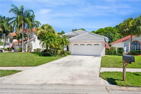 5042 SE Devenwood Way Stuart FL 34997