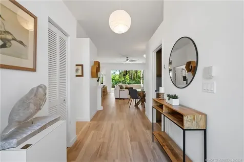 5042 SE Devenwood Way Stuart FL 34997