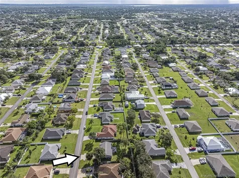 1302 SW Century Avenue Port St Lucie FL 34953