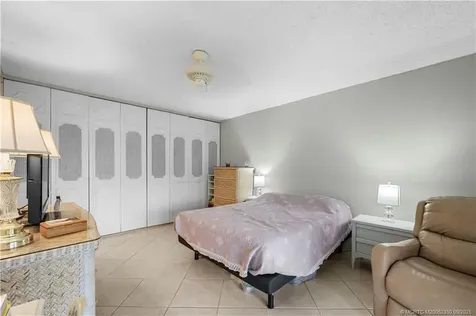 1800 SE Saint Lucie Boulevard Stuart FL 34996