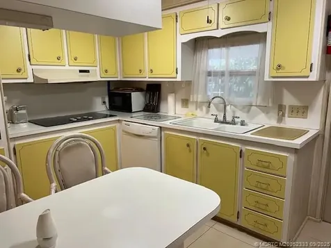 6266 Holly Lane Lantana FL 33462