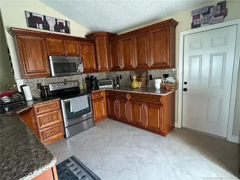 33604 Picciola Drive Fruitland Park FL 34731