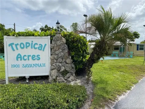 603 NE Tahiti Way NE Jensen Beach FL 34957