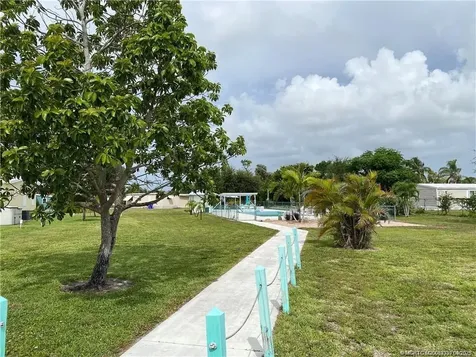 603 NE Tahiti Way NE Jensen Beach FL 34957