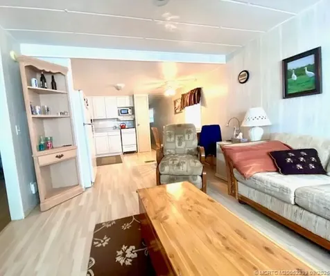 603 NE Tahiti Way NE Jensen Beach FL 34957