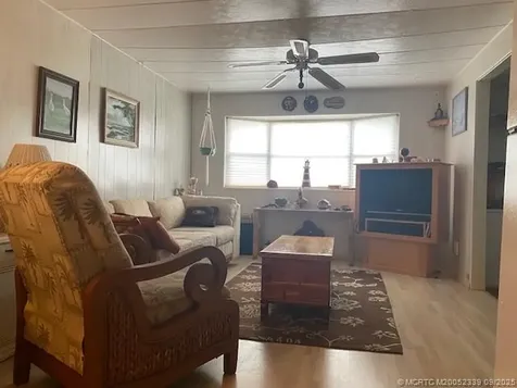 603 NE Tahiti Way NE Jensen Beach FL 34957