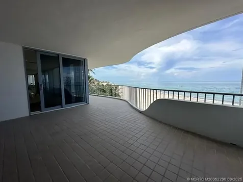 2001 SE Sailfish Point Boulevard Stuart FL 34996