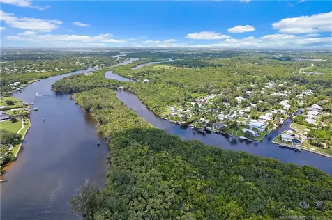 815 SW Rustic Circle Stuart FL 34997