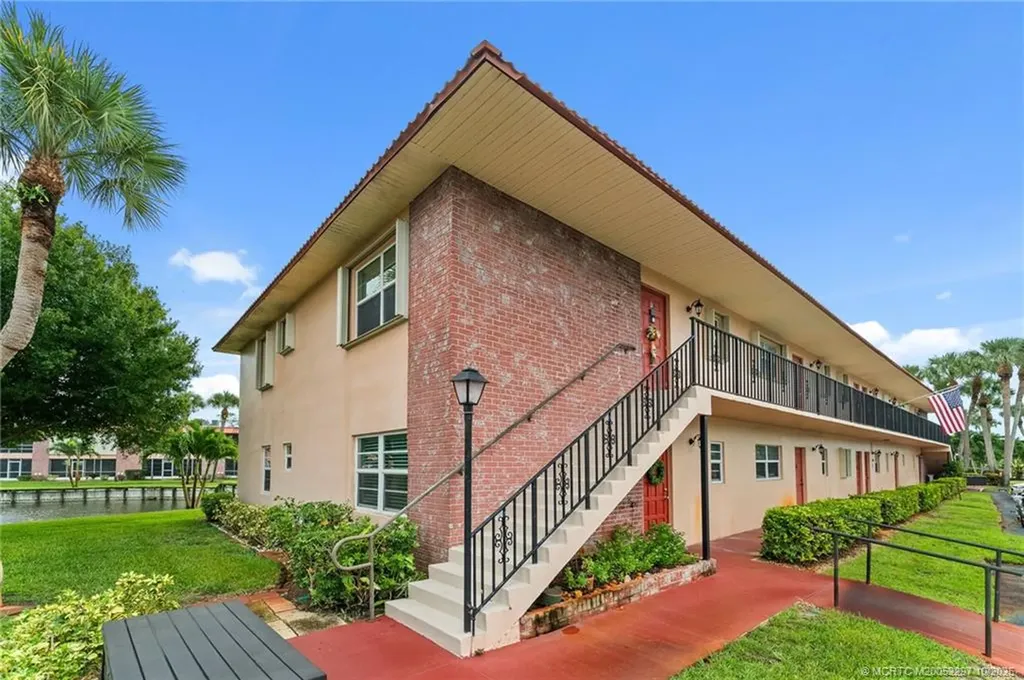 1901 SW Palm City Road Stuart FL 34994