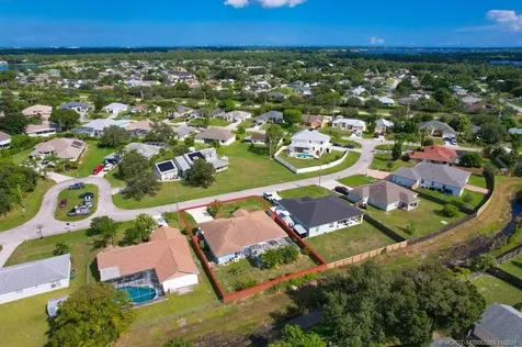 3285 SE Pinto Street Port St Lucie FL 34984