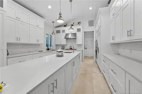 11694 SE Plandome Drive Hobe Sound FL 33455