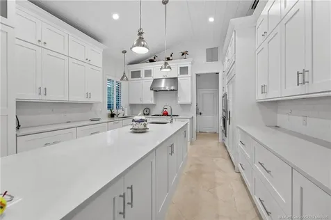 11694 SE Plandome Drive Hobe Sound FL 33455