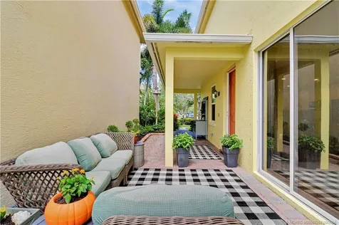 1922 SE Niceville Drive Port St Lucie FL 34952