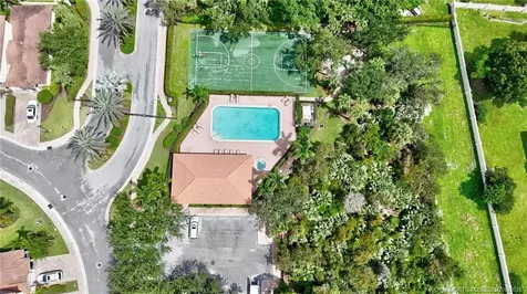 254 SW Walking Path Stuart FL 34997